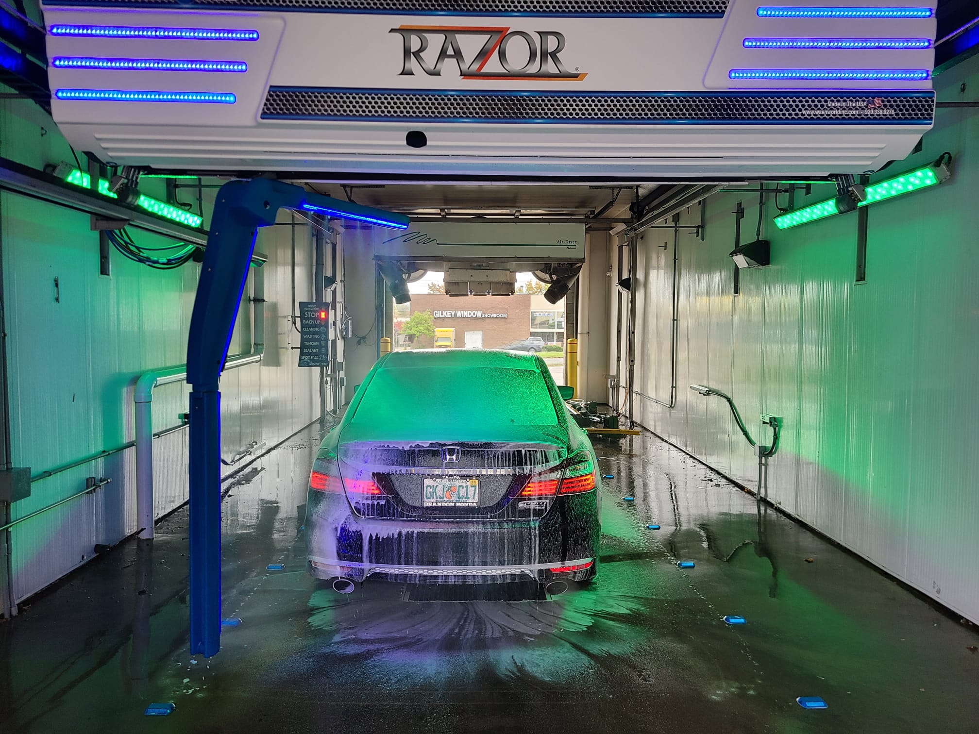 Touchless wash from behind